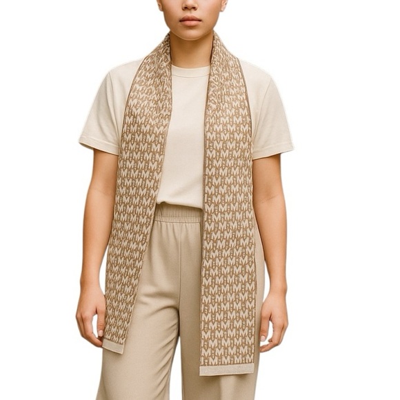 Michael Kors Signature Print Scarf Tan - Picture 1 of 7